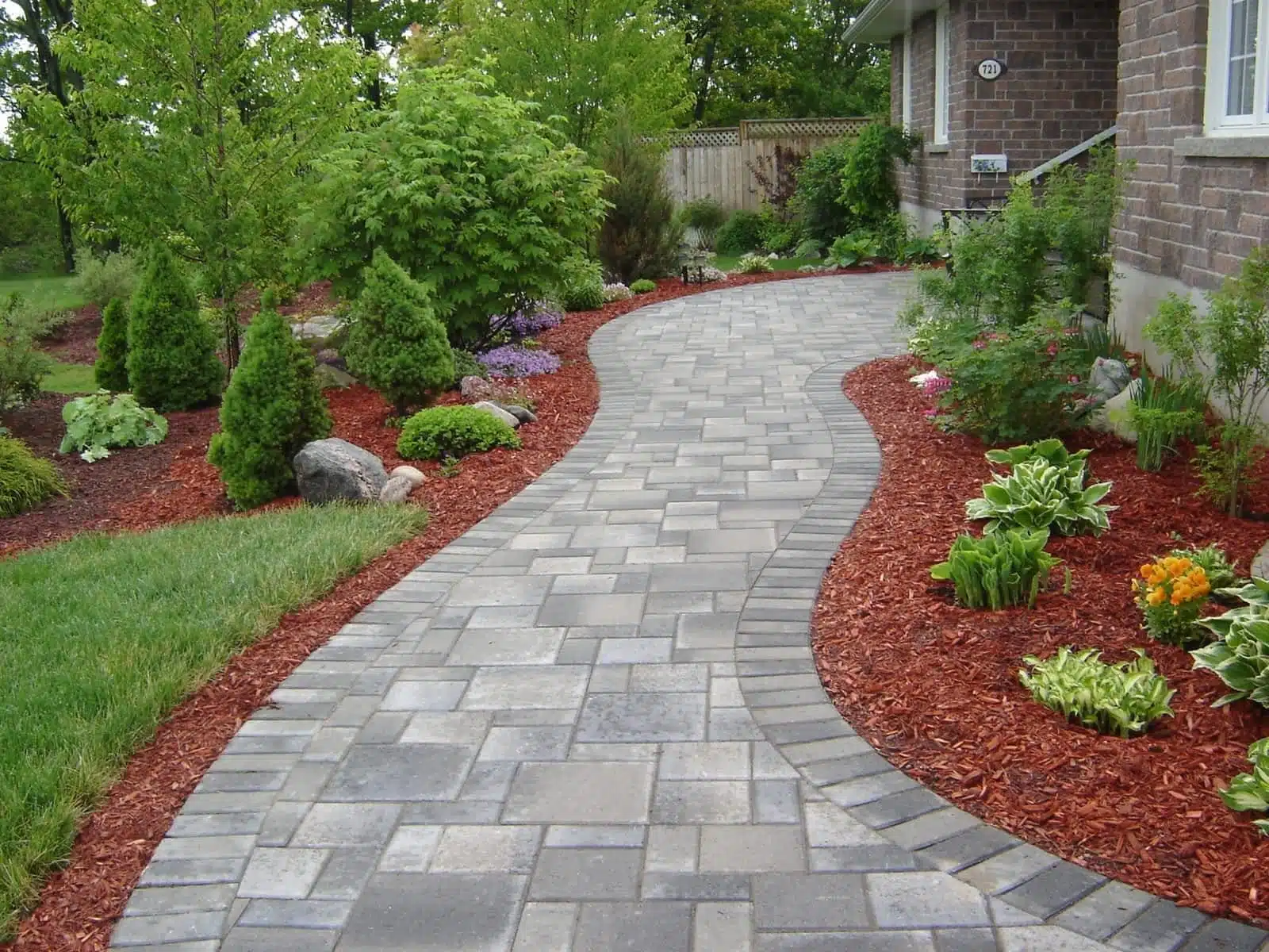 landscaping lawn care 16